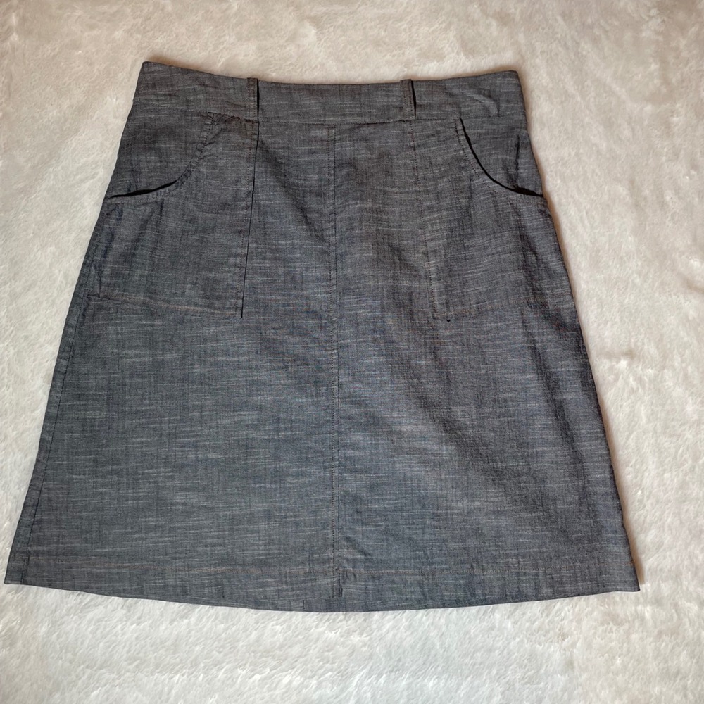 Monteau Los Angeles Grey Chambray A-Line Skirt Size L Back Zip Pockets
Career